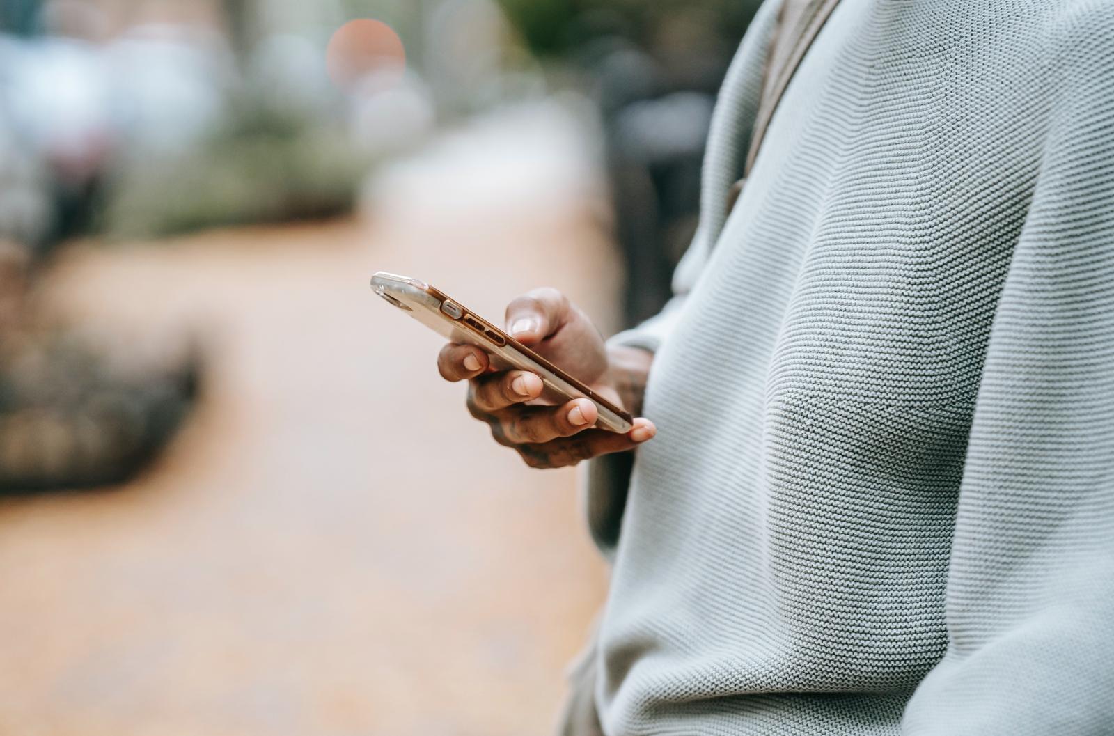 Come scrivere in grassetto su WhatsApp?